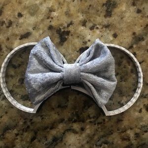 Like New Aloha Ears Silver & White Ears & Velvet Bow